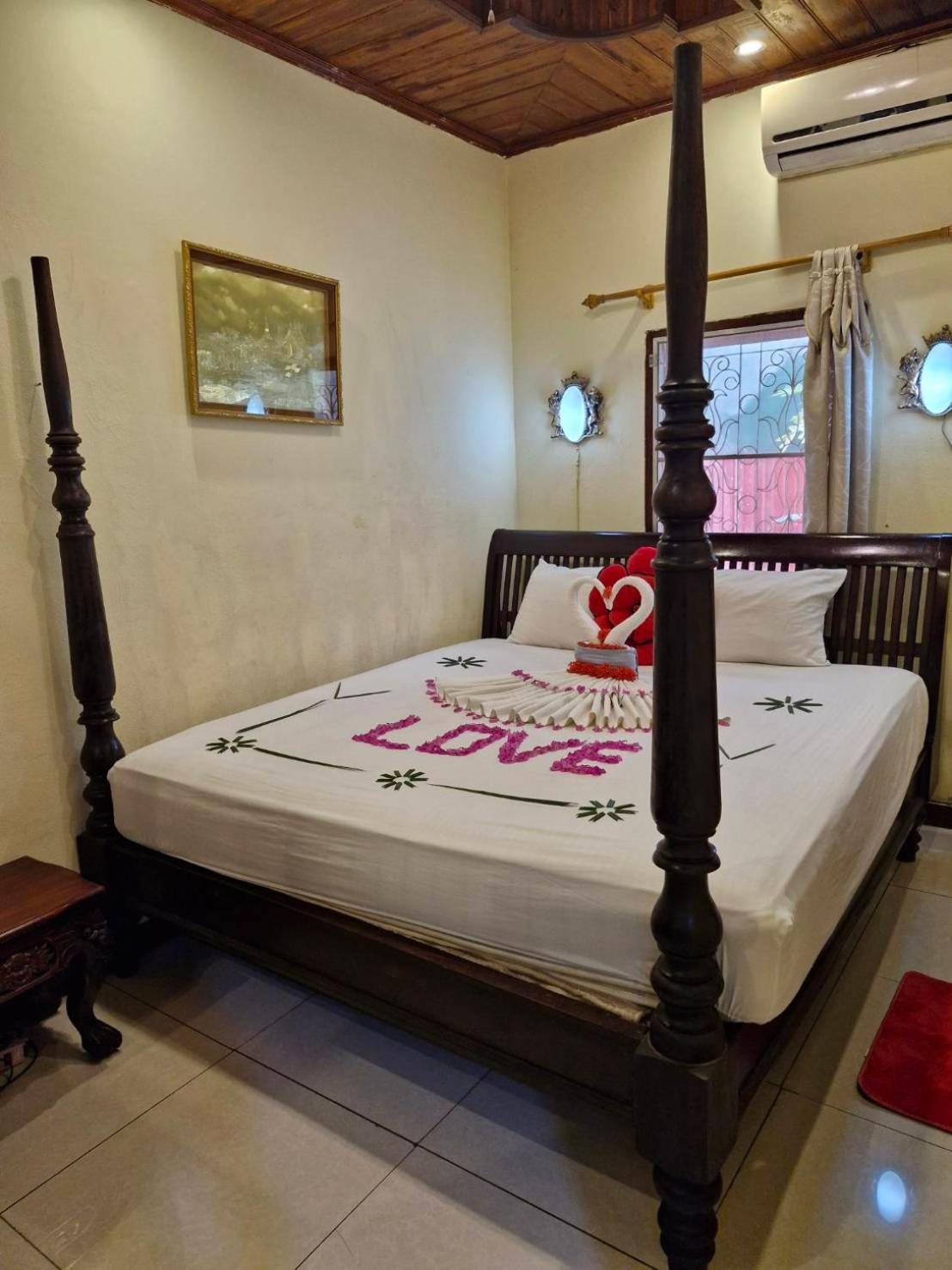Sakura Wood House Hotel Luang Prabang Ngoại thất bức ảnh